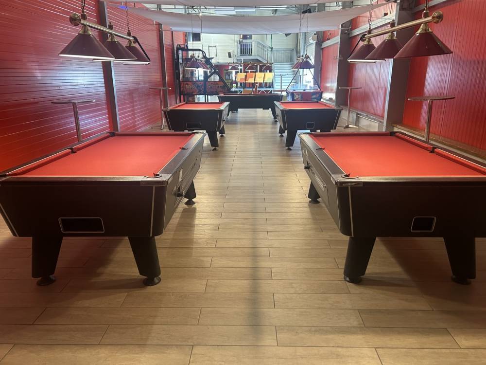 billard près de Saint-Auban