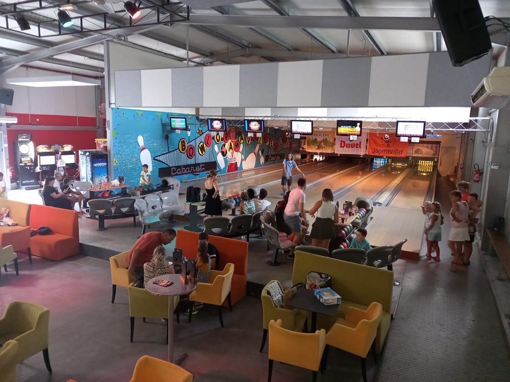 Organisez un anniversaire au bowling de Villeneuve